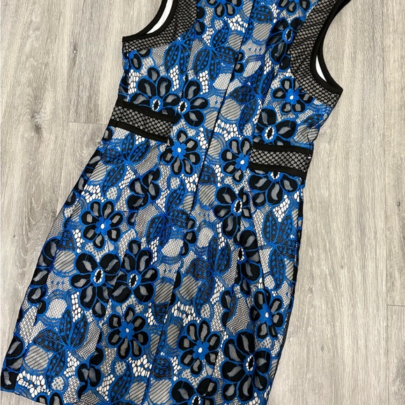 Nikibiki Black and Blue Floral Lace Midi Dress - Picture 6 of 8